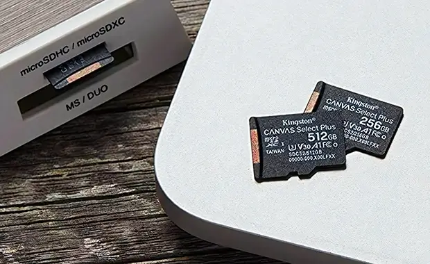 Cartão de memória microSD de 128GB Canvas Select Plus